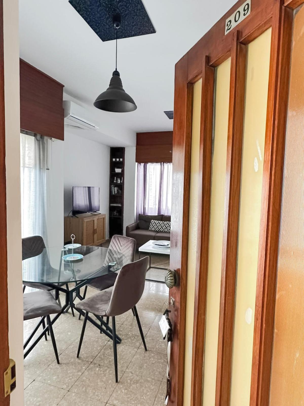 Comfortable Engomi Apartment Nicosia Exterior foto